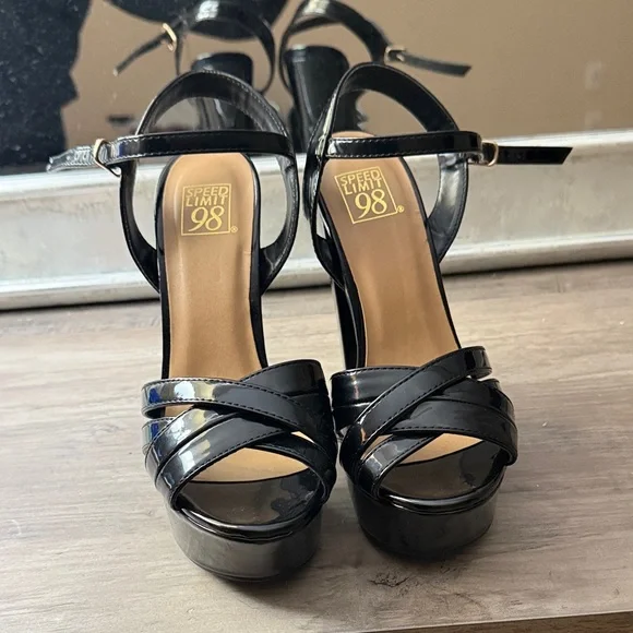 Speed Limit 98 Black Strappy Platform Heels - Picture 2 of 4